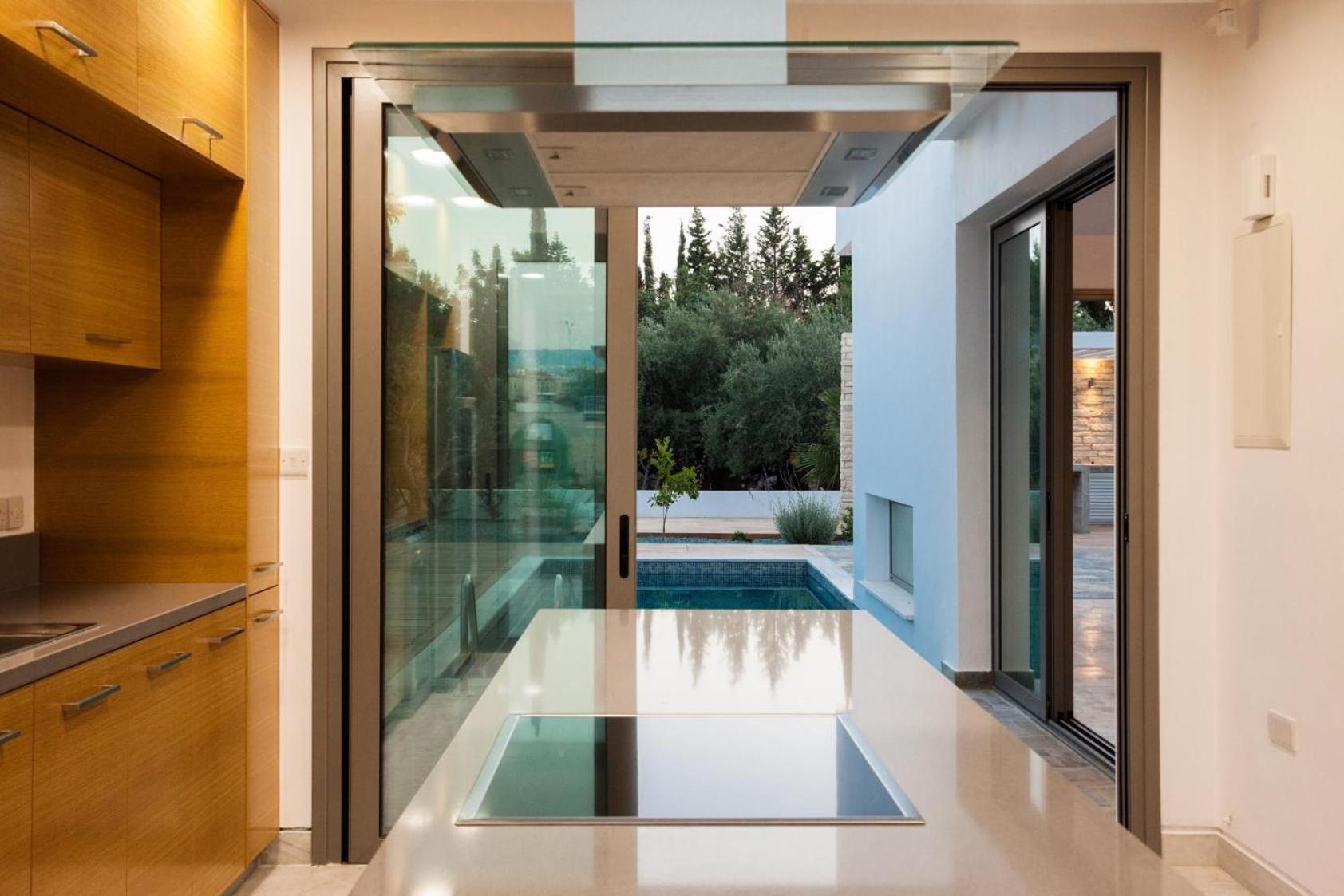 Downtown Villa 1 Paphos ภายนอก รูปภาพ